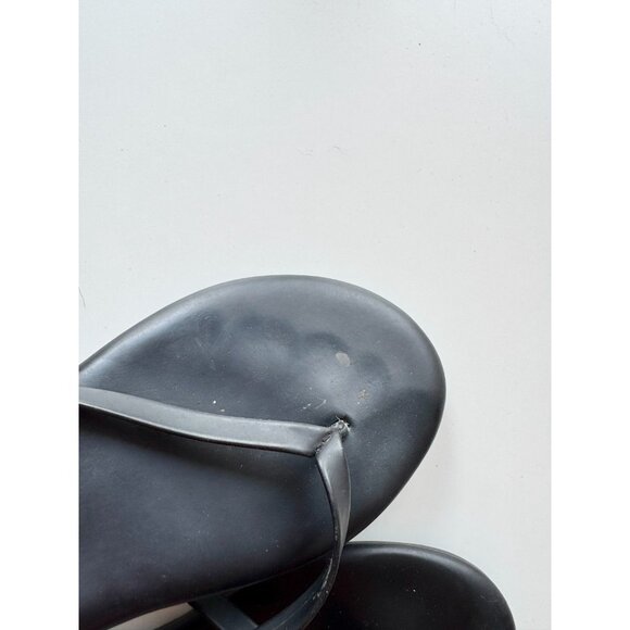 TKEES Lily Liners Black Leather Round Toe Thong Flip Flops, Size 6/37 - Picture 5 of 11